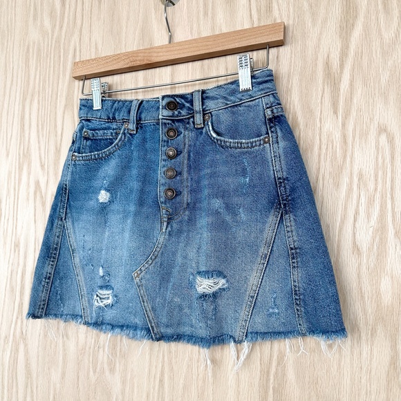 We The Free by Free People Harvey Distressed Denim Mini Skirt - Picture 2 of 6